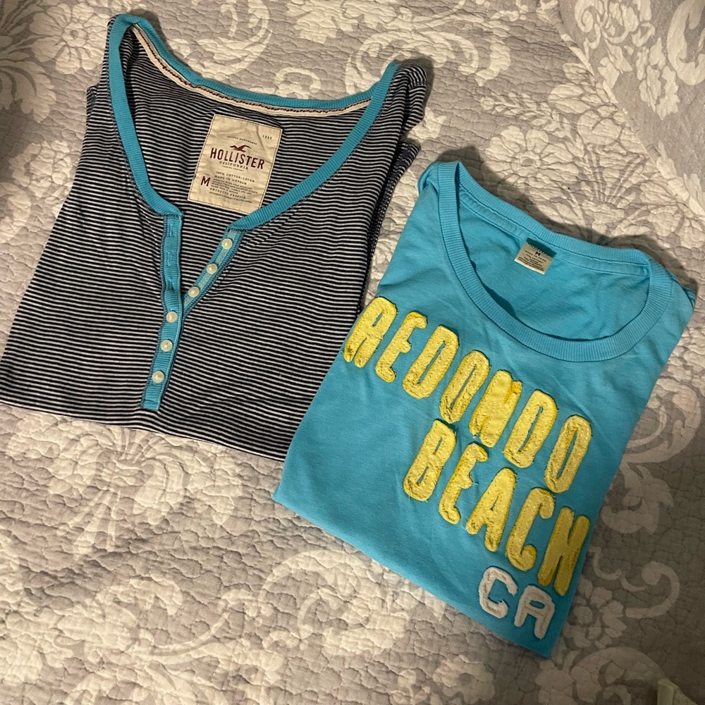 Set of 2 Vintage Hollister Blue and Yellow Tees, size M